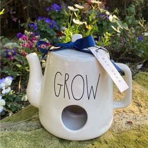 Rae Dunn Birdhouse NWT